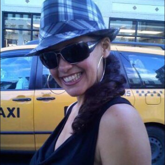 Meet your Posher, Myra - Picture 1 of 1